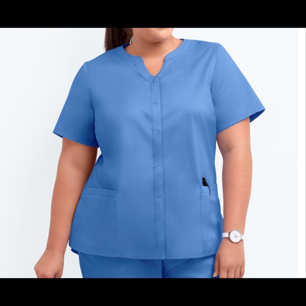 Uniform Advantage snap button front scrubs top